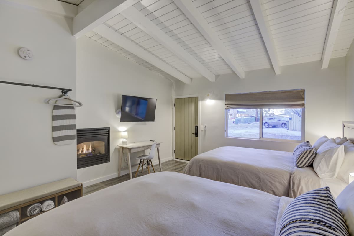 South Lake Chalet