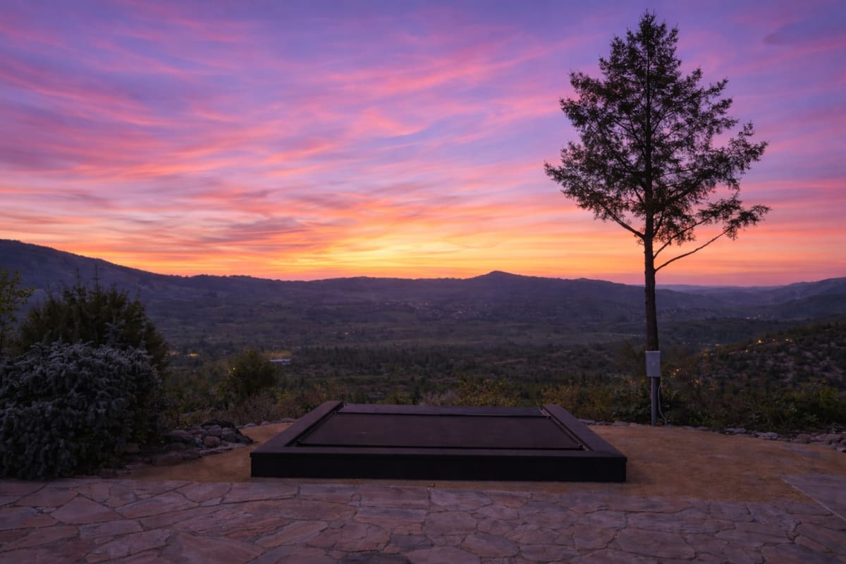 1575 Trinity Rd — view 2