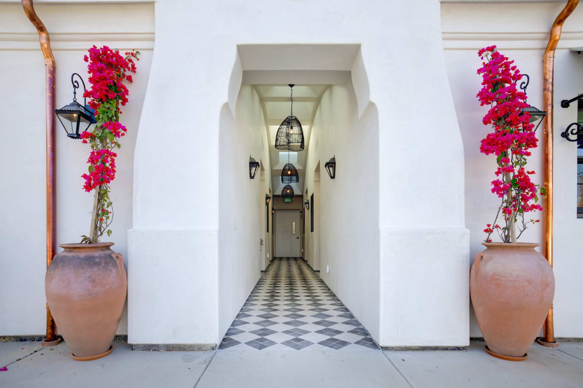 Casa De La Vina - view 2