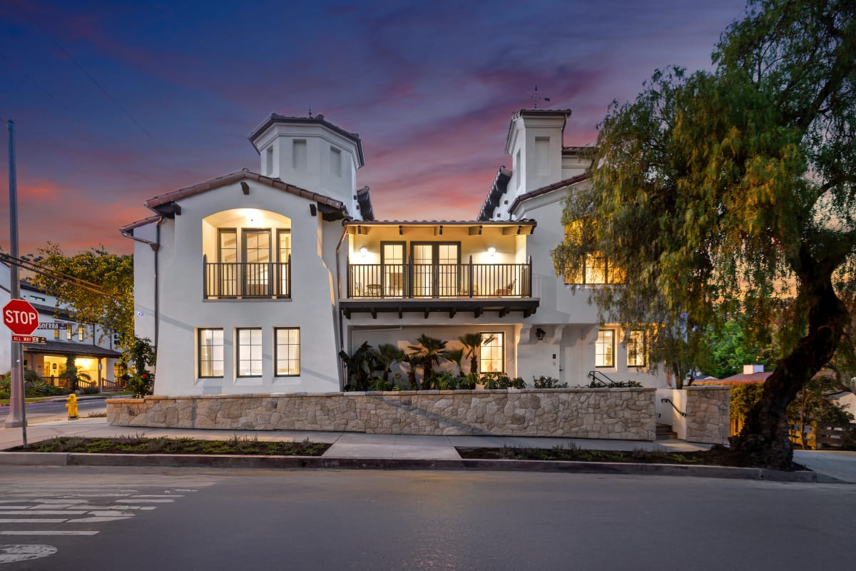 Casa Riviera - view 2